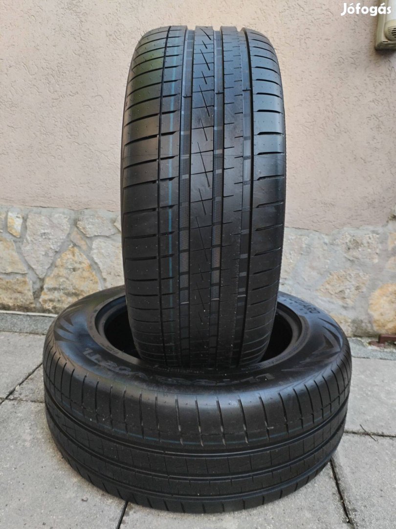 255 55 18 vredestein 255/55 R 18 nyári gumi 2 db