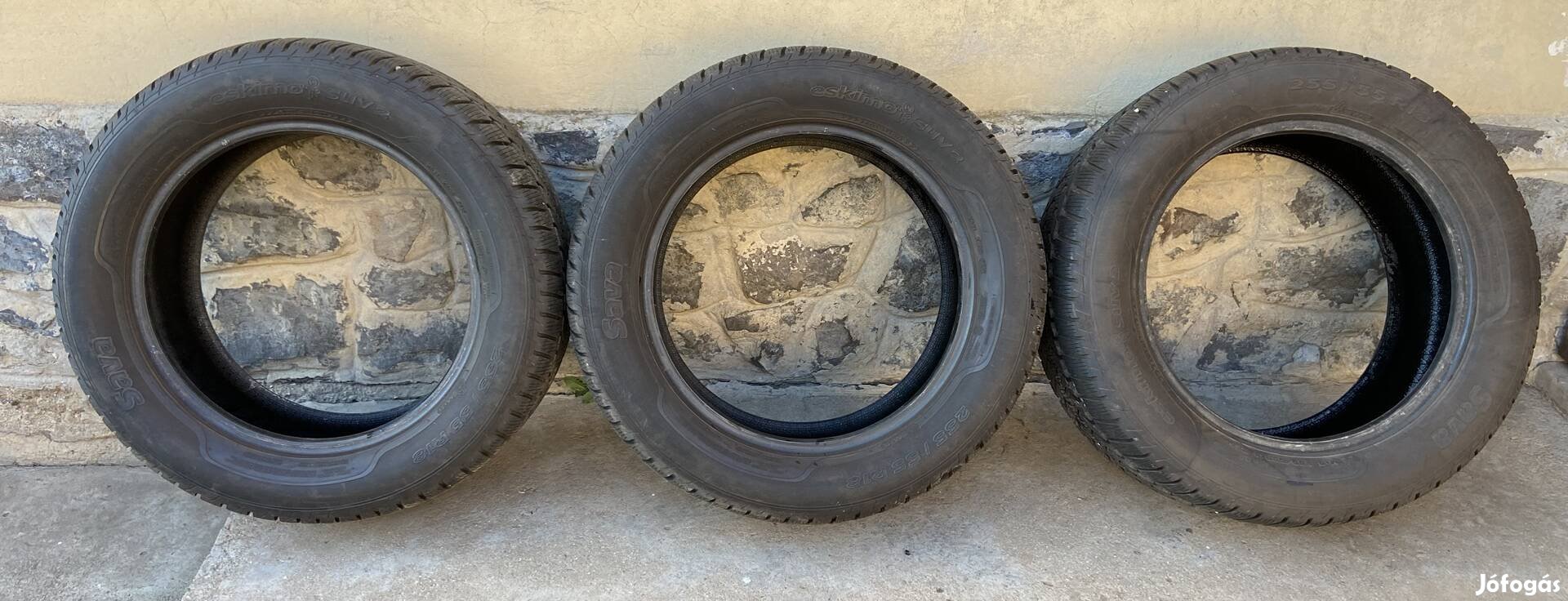 255/55 R18 Sava 