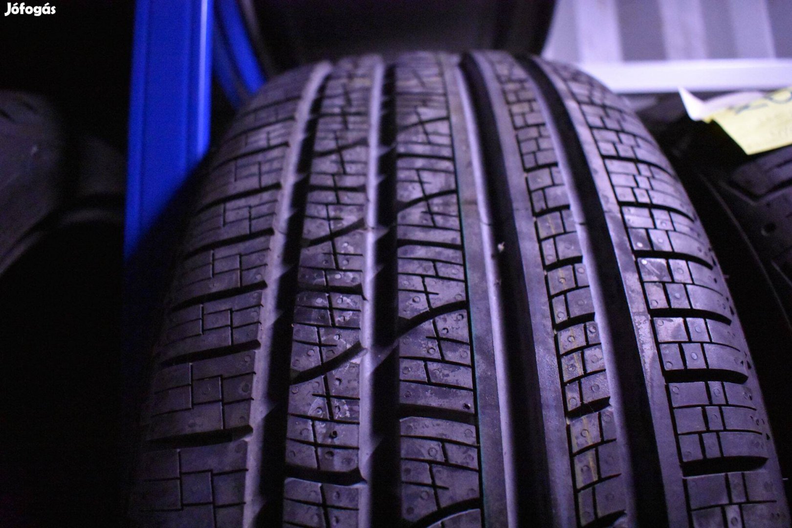 255/55 R20 Pirelli Scorpion Verde négyévszakos Új 1db !