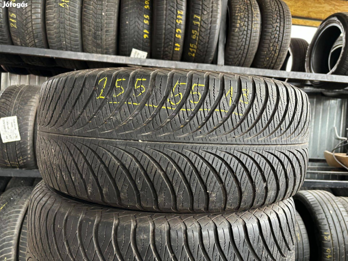 255/55 r18 Goodyear 4 évszakos gumi 2db eladó 255/55r18 négyévszakos