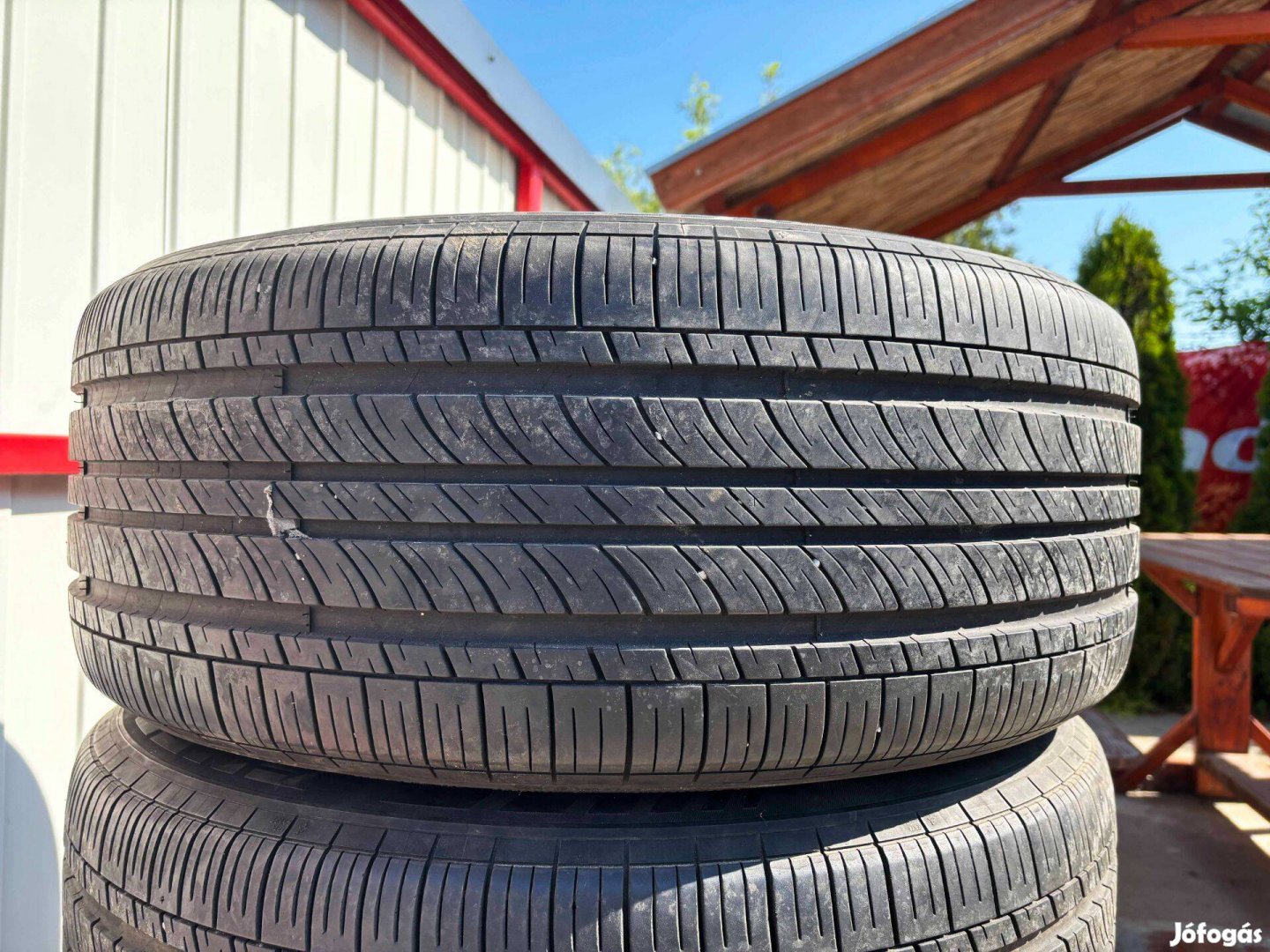 255/55 r18 Michelin nyárigumi 4db eladó 255/55r18 garnitúra