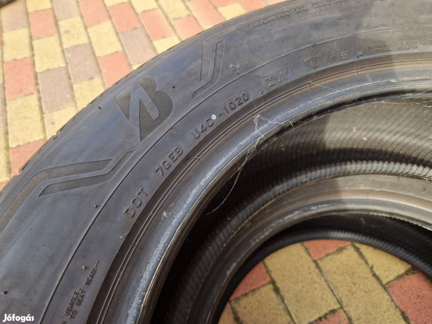 255/55r19 Bridgestone 2db nyari  2020 as