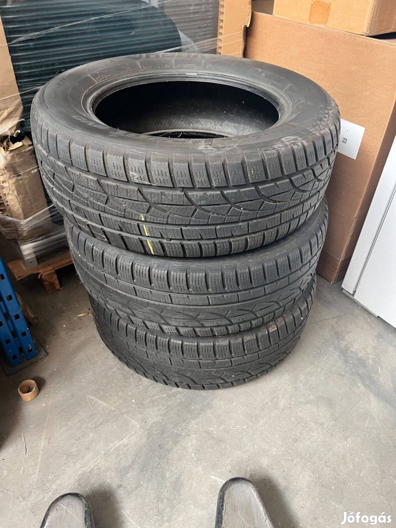 255/60R18 Téli gumi 3db Hancook Winter Icept evo