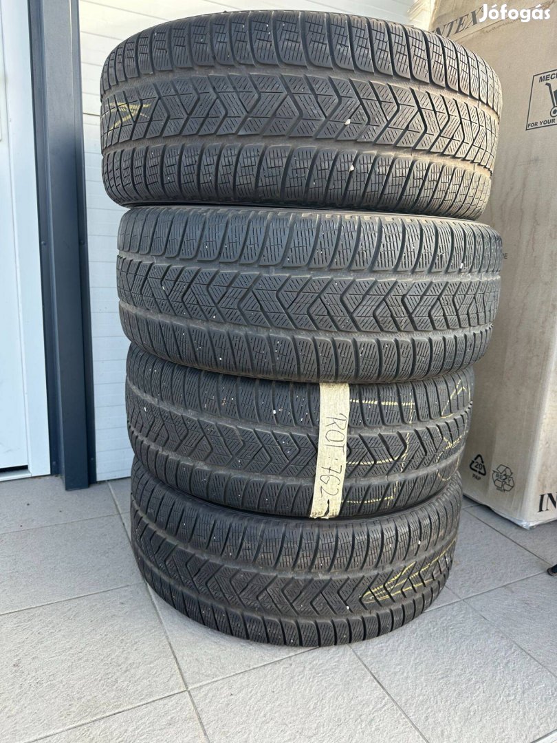 255/60 R18 Pirelli Scorpion Téli Gumi