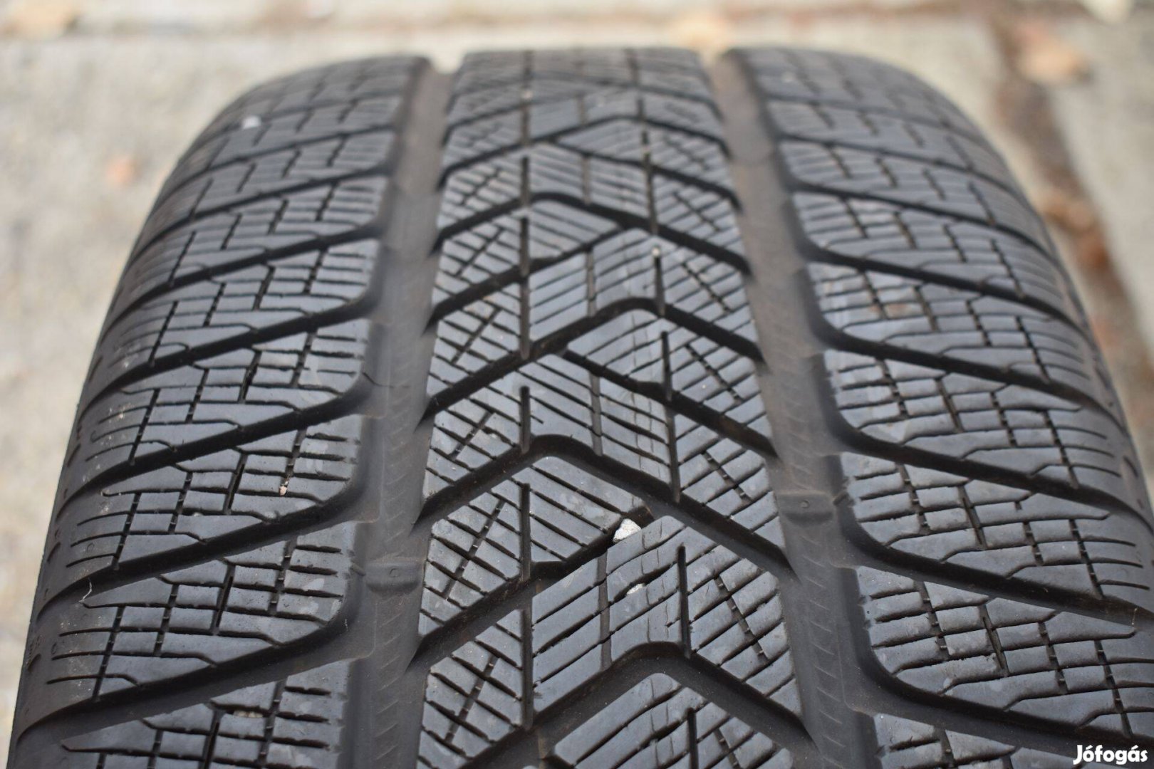 255/60 R18 Pirelli Scorpion Winter téli 6mm 4db