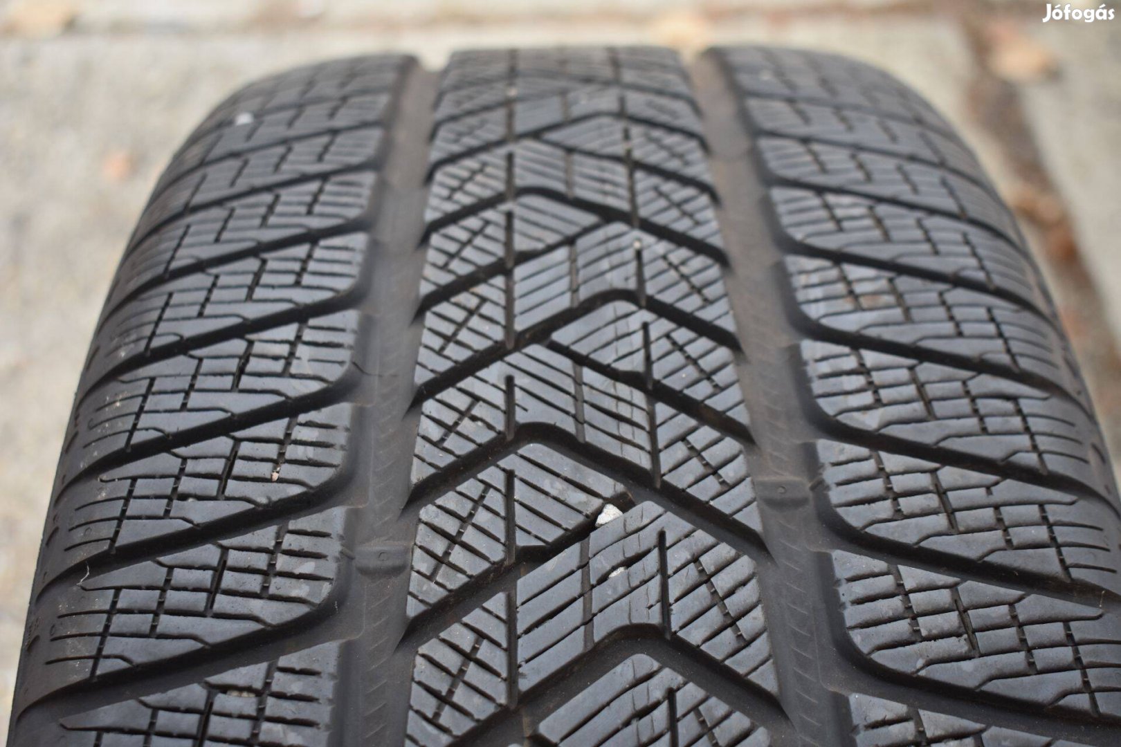 255/60 R18 Pirelli Scorpion Winter téli 7mm 4db