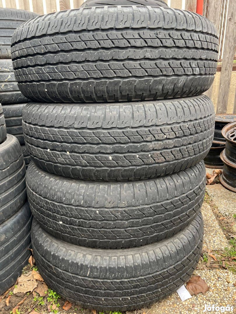 255/60 R18 toyo 4db terepjáró gumi