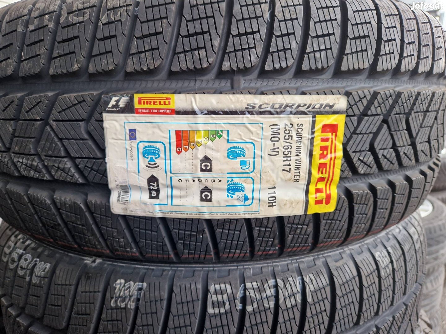 255/65r17 új pirelli téli gumi 4db