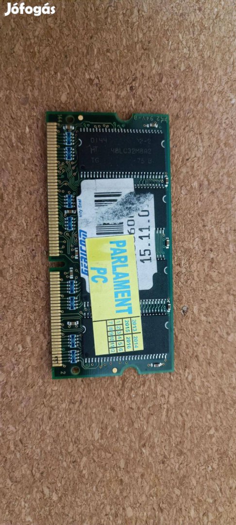 256 MB SD RAM - laptop