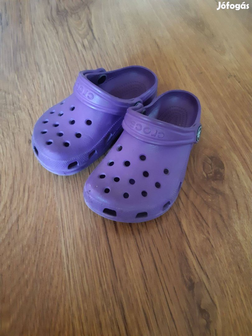 25-26-os Crocs kislány papucs