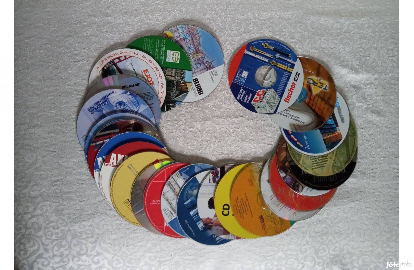 25 db színes mintás használt karcmentes CD : kreatív dekoráció lehet 2