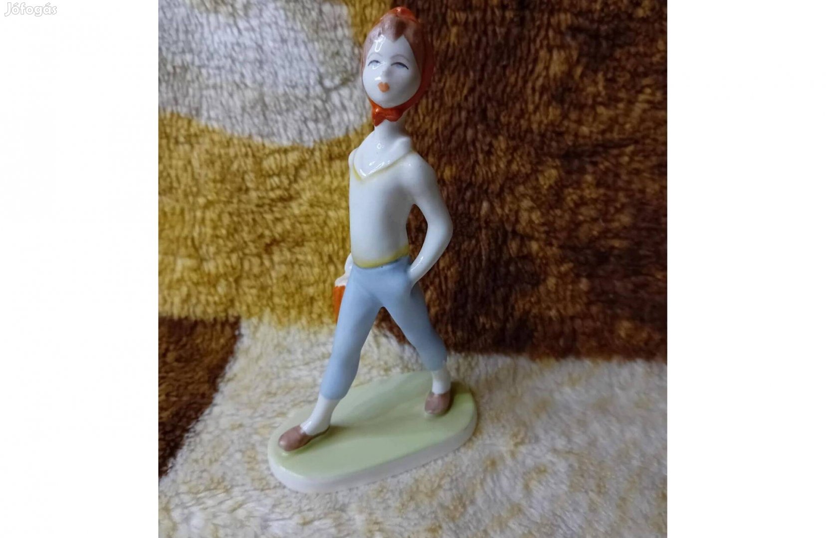 260167 Aquincum porcelán esernyős kislány