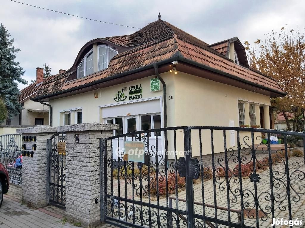 260 nm-es ház eladó Gyula