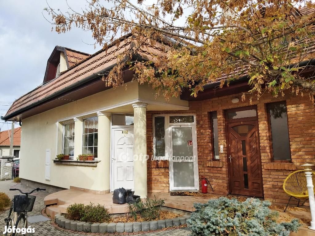 260 nm-es ház eladó Gyula