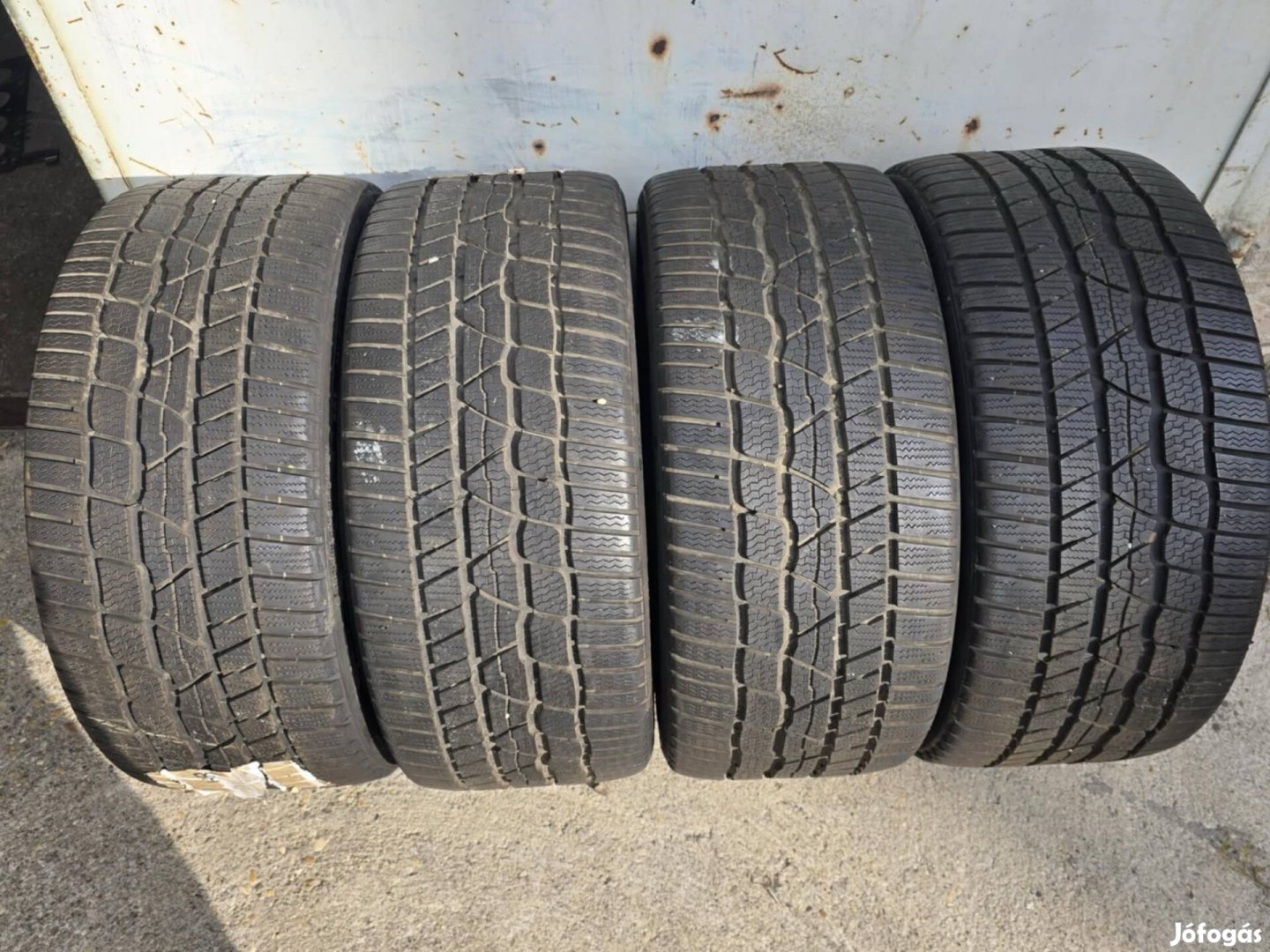 265/30R20 Continental téli 4db, 265/30 R20