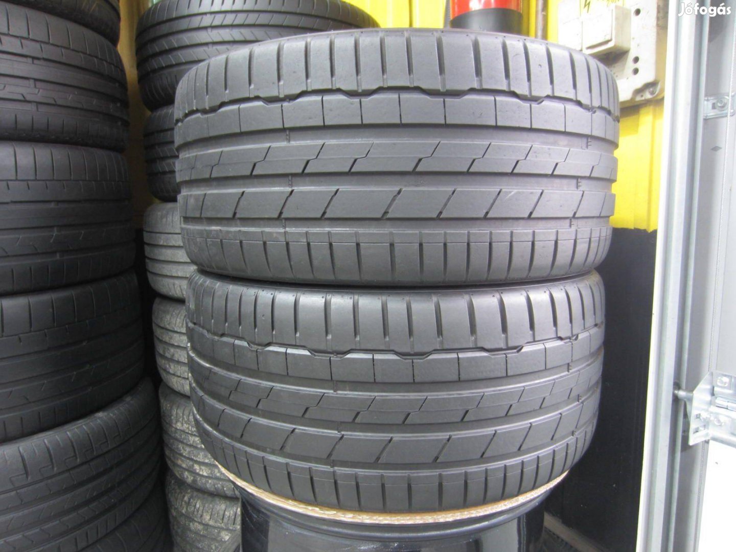 26530 R20 Hankook S1 Evo3 96Y