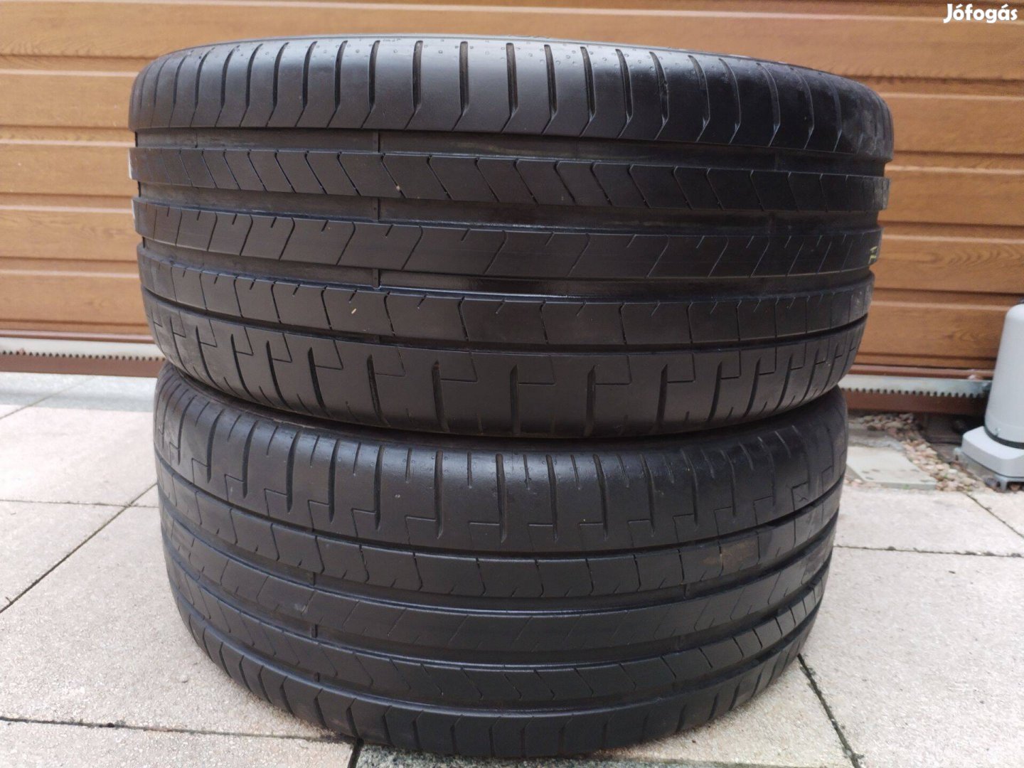 265 35 22 pirelli 265/35 R 22 nyári gumi 2 db