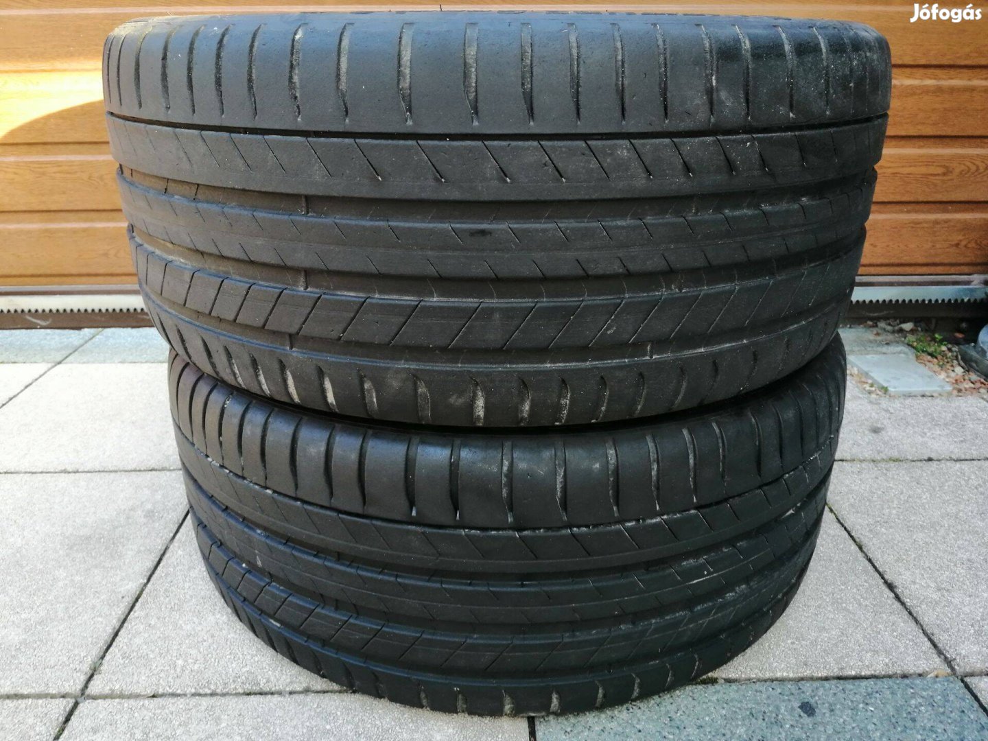 265 40 21 michelin nyári gumi 2 db