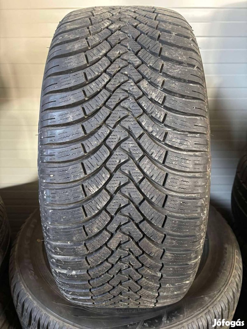 265/50R19 265/50 R19 újszerű Falken téli gumi Dot22 Ár/db