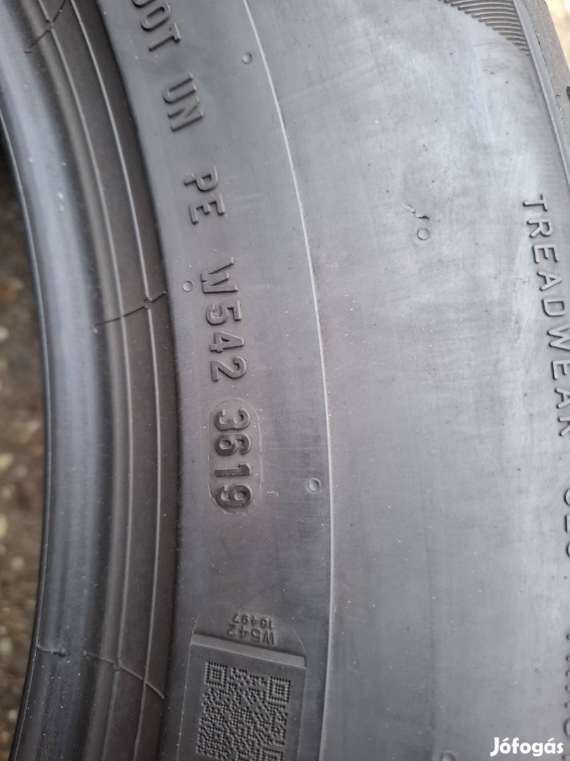 265/50R19  Pirelli Pzero nyári gumi 2db 