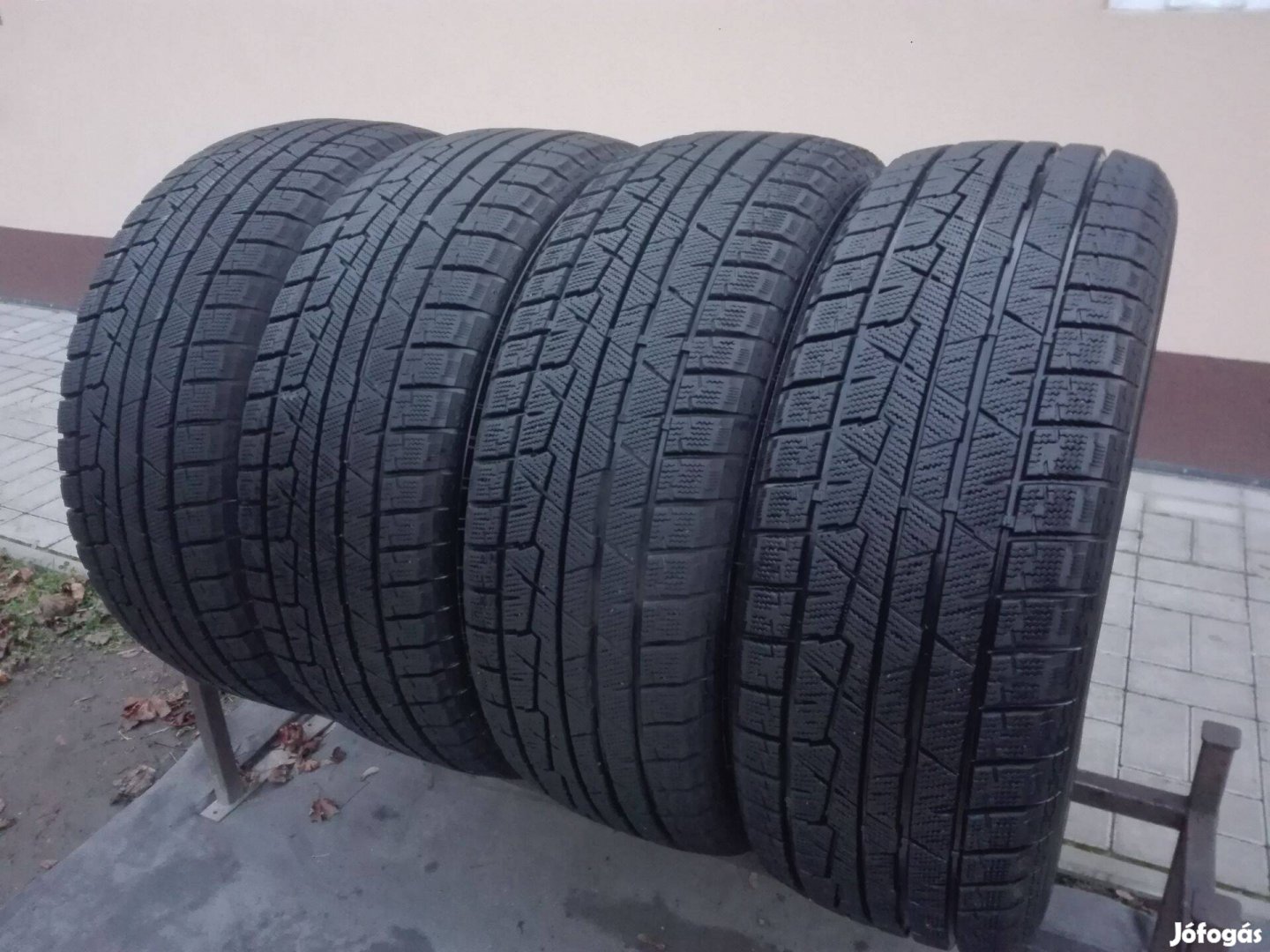 265/60R18 Comforser téli gumi garnitúra 265/60 r18