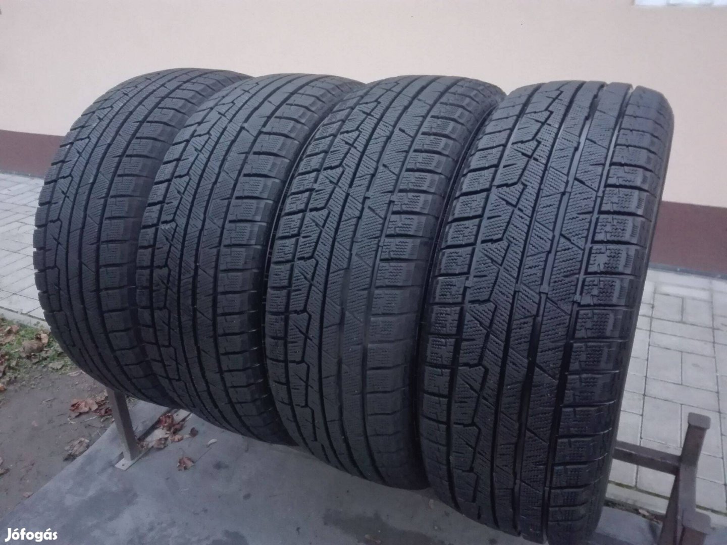 265/60R18 Comforser téli gumi garnitúra 265/60 r18