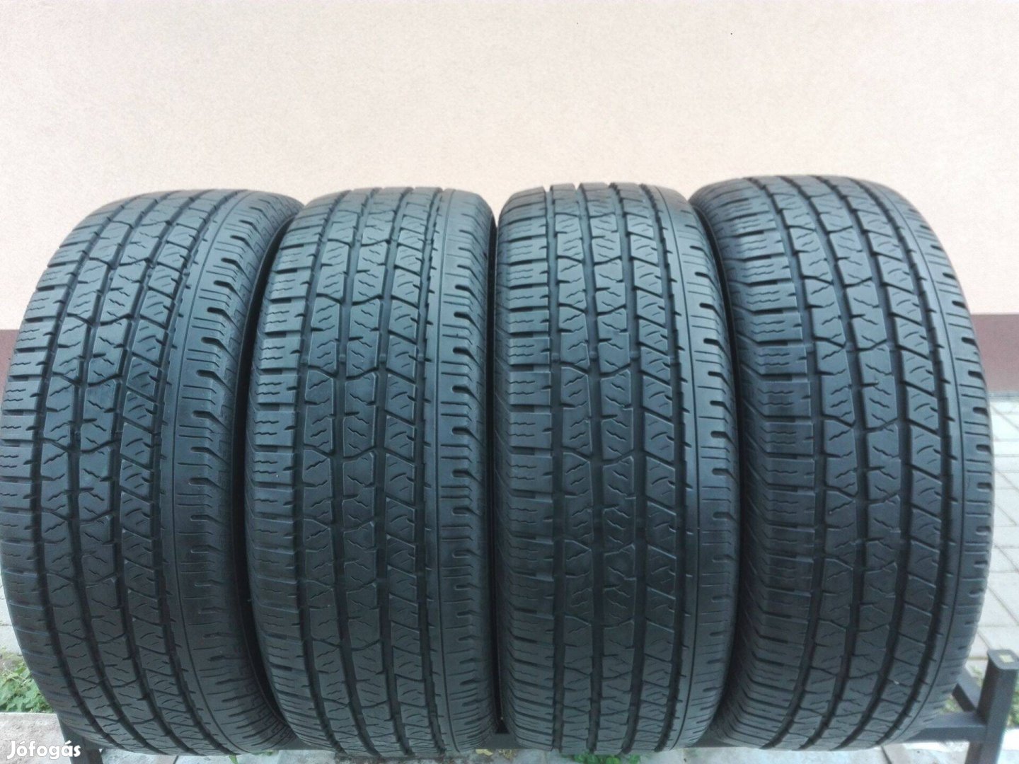 265/60R18 Új Continental négyévszakos gumi garnitúra 265/60 r18