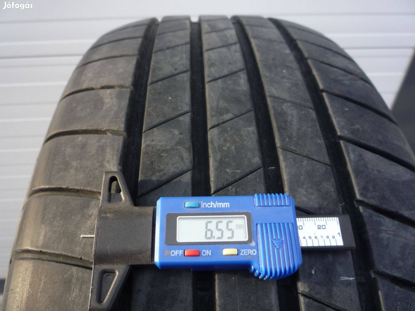 265/65R17 Bridgestone garnitúra teljesen újszerű állapotban eladó!