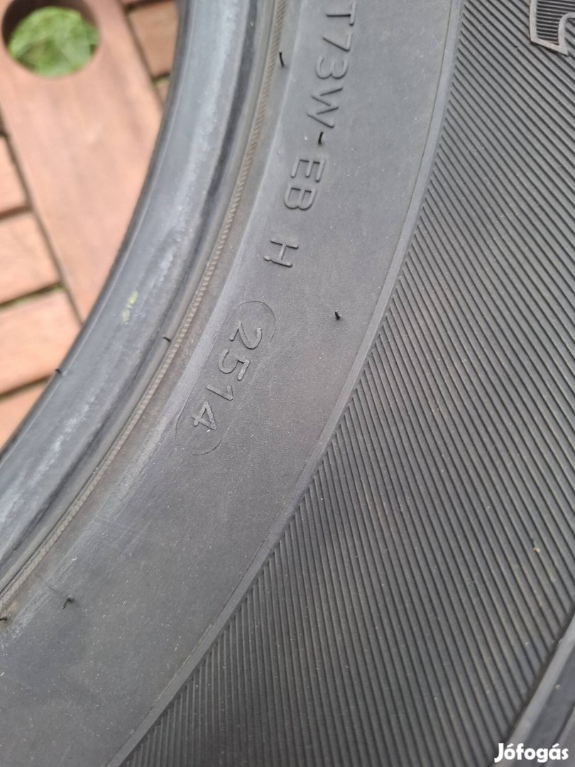265/65R17 téligumi