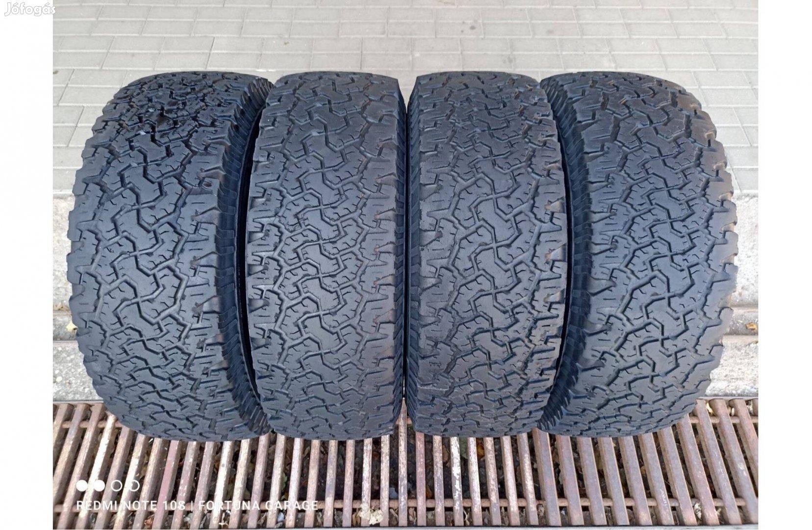 265/65 R17" BF Goodrich A/T használt terepjáró garnitúra