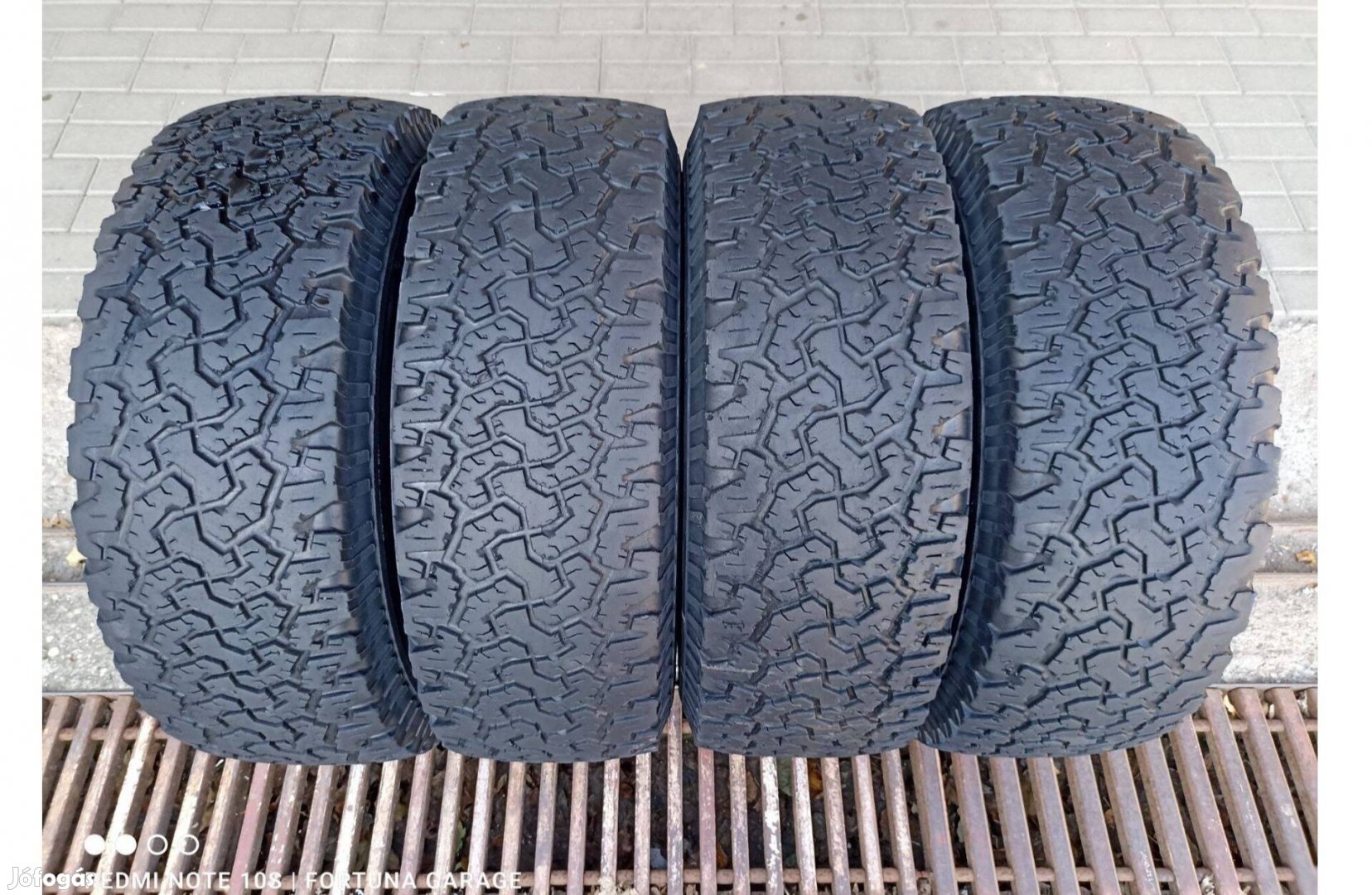 265/65 R17" BF Goodrich A/T használt terepjáró garnitúra