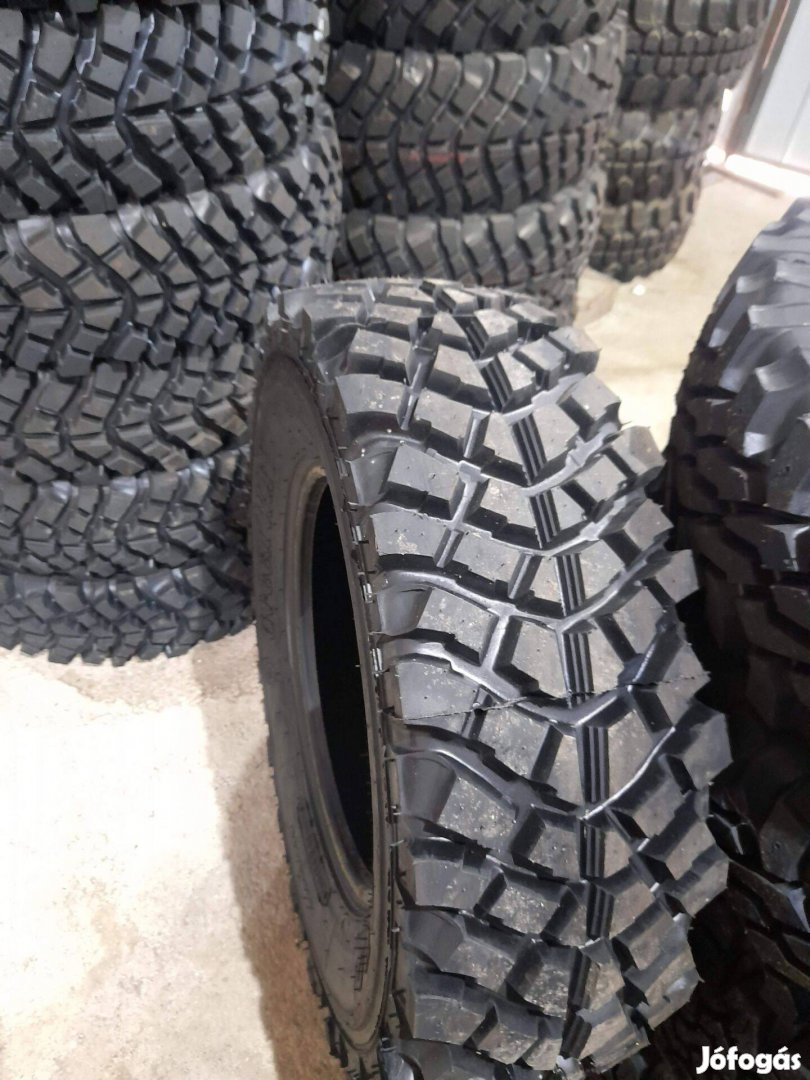 265/70R16 Sahara mintás terepgumi
