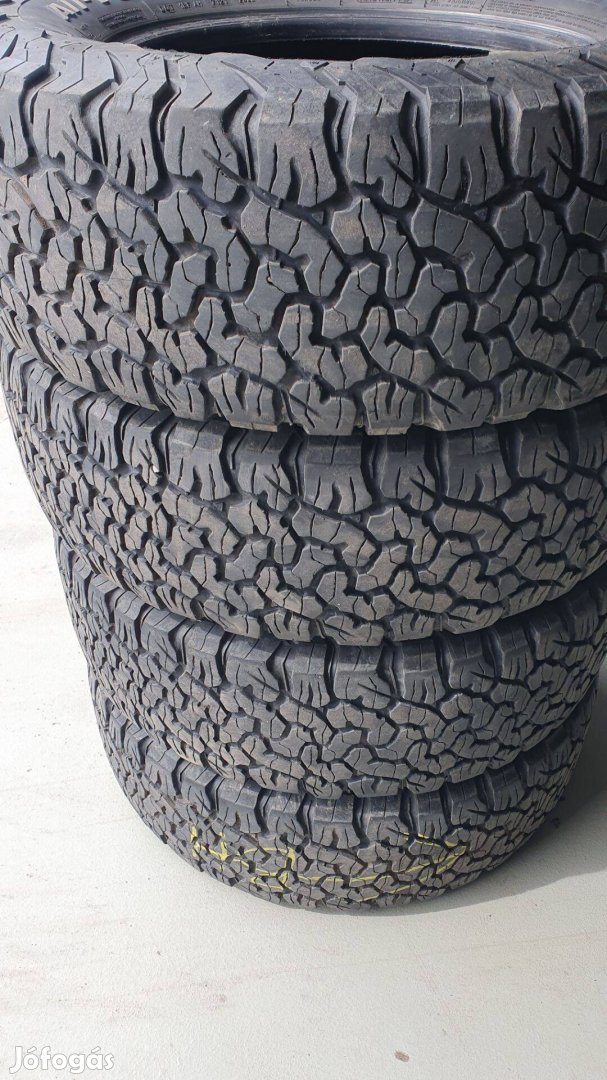 265/70R17 Bfgoodrich A/T