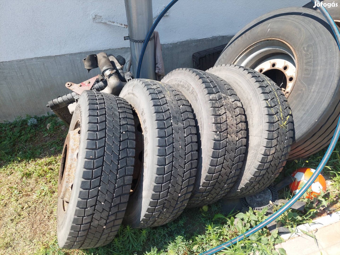 265/70r19.5 Firestone húzó kerekek eladók ! 