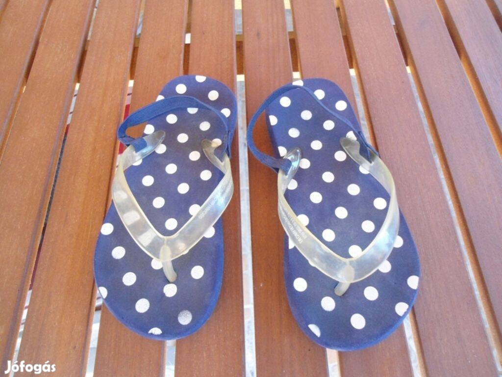 26-27-es lány flip-flop papucs, hátul tartja a gumi- strandpapucs