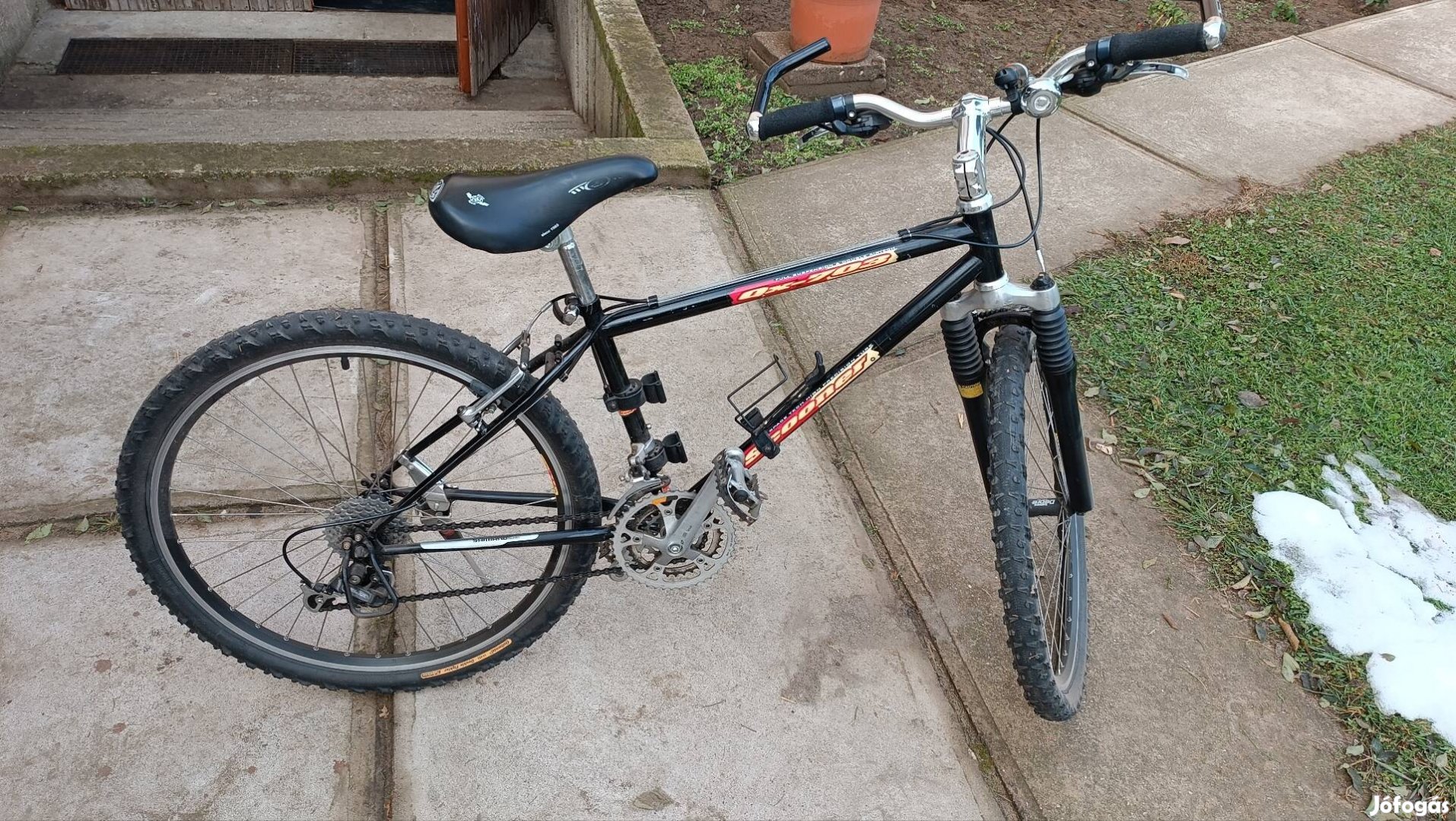 26" is férfi mountain bike