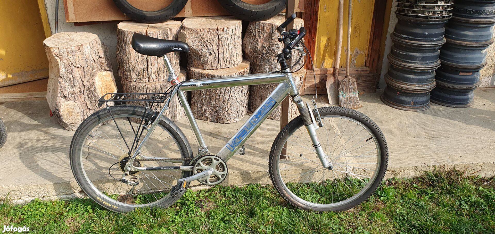 26" kerékpár trekking kerékpár eladó