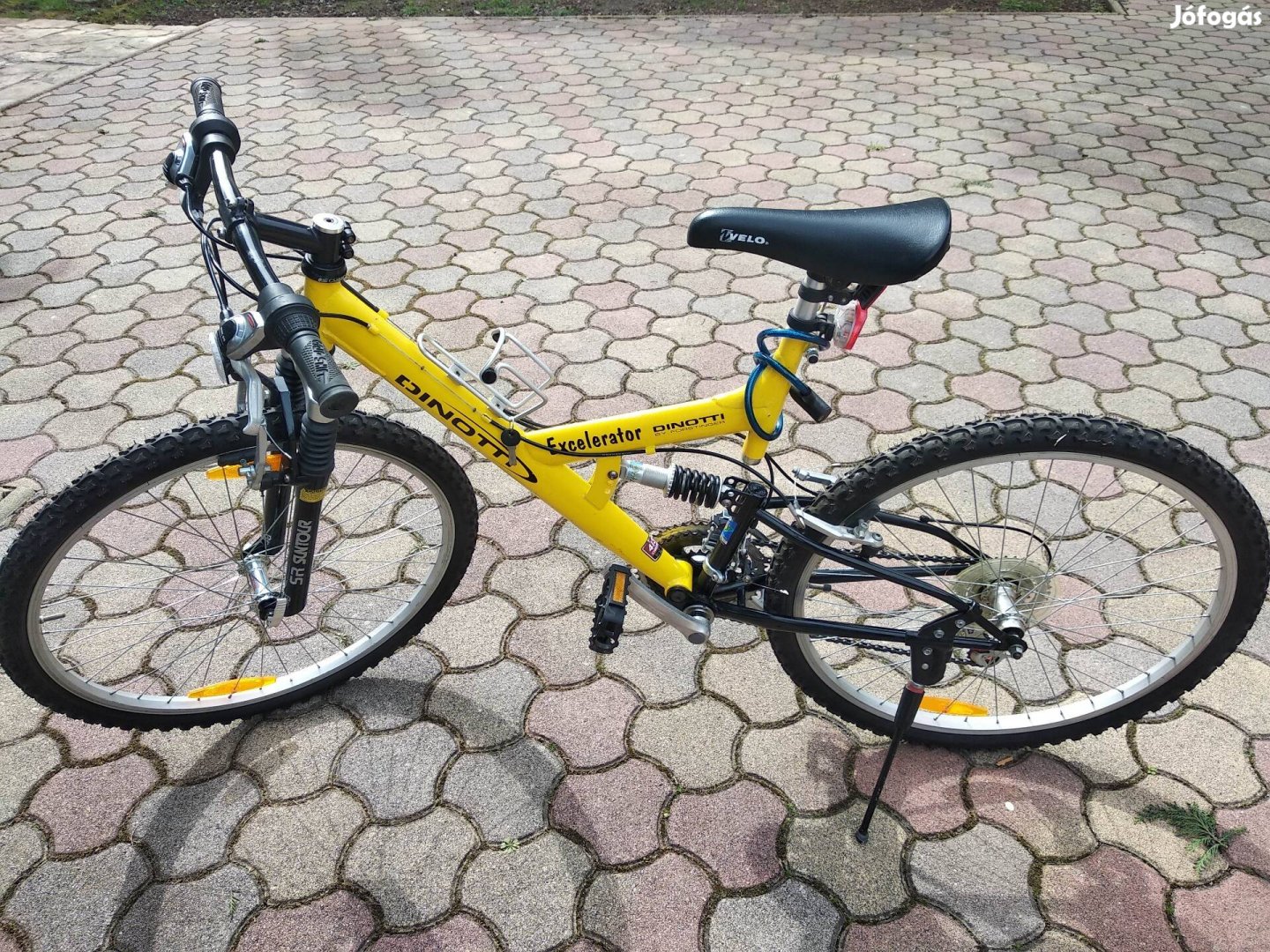 26 -os mountain bike, kerékpár