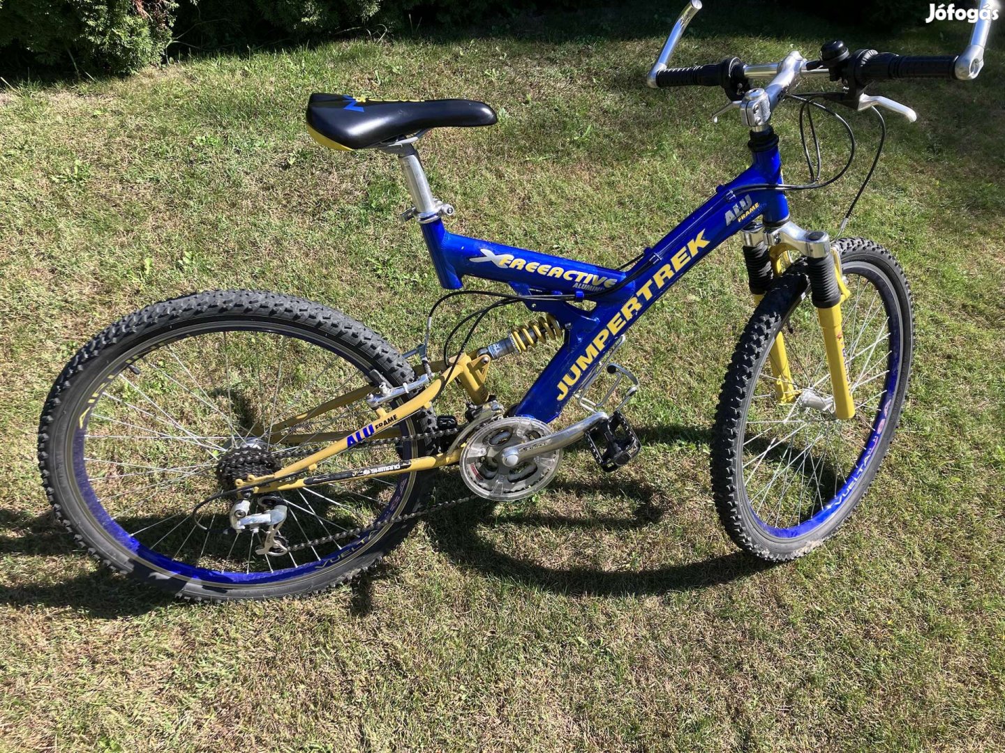 26" összteleszkópos MTB eladó 