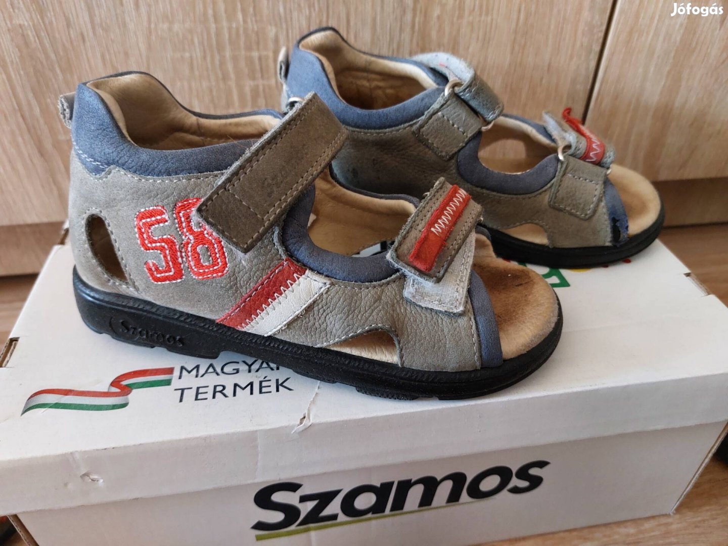 26-os Szamos szandál eladó: