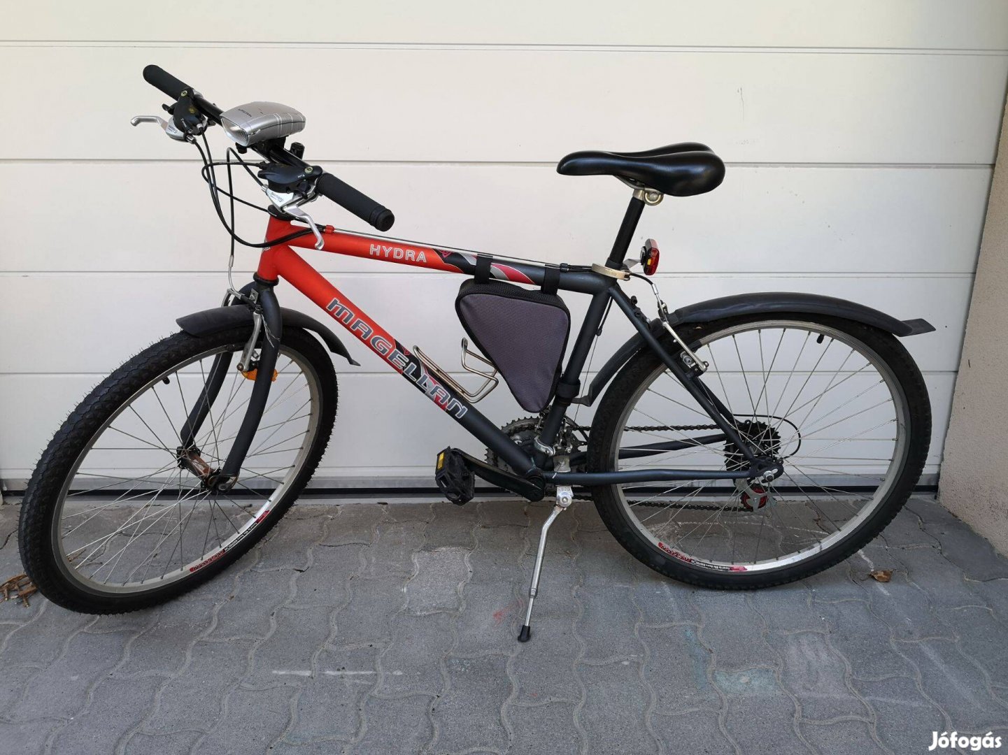 26-os méretű Magellán Hydra kerékpár