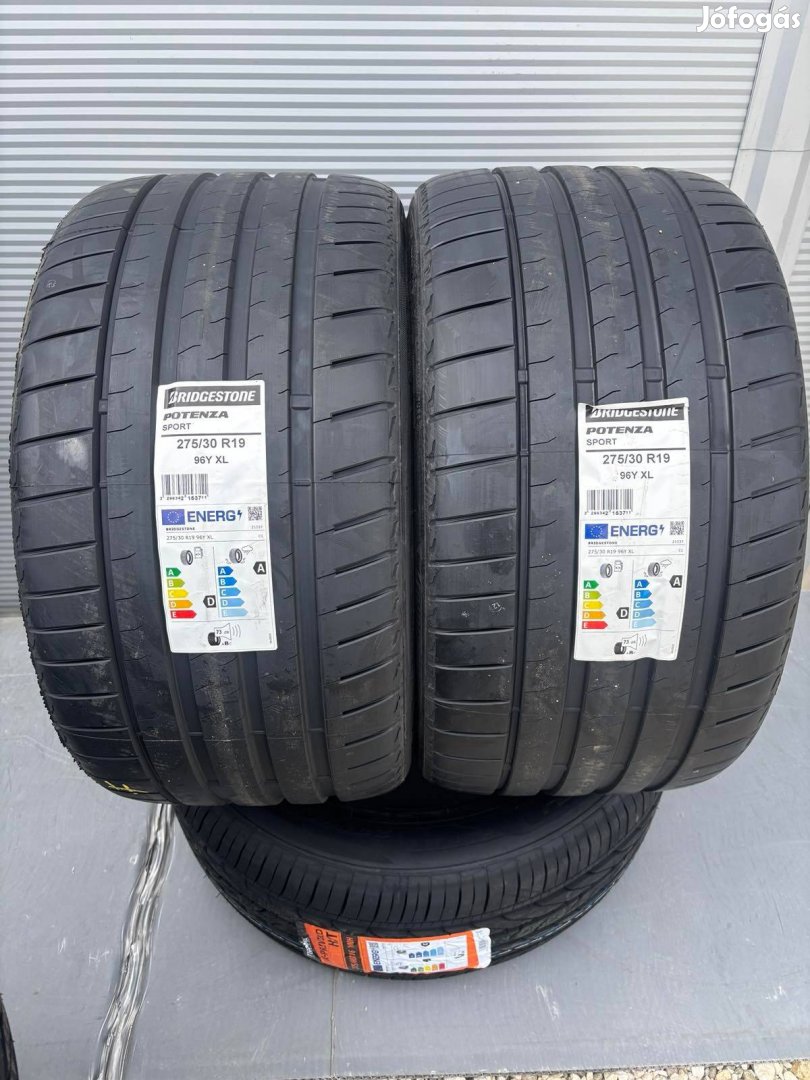 275/30R19 275/30 R19 új Bridgestone nyári gumi Dot4922