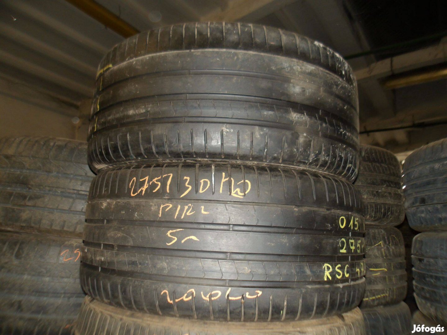 275/30r20 Pirelli nyári gumi ajándék szereléssel