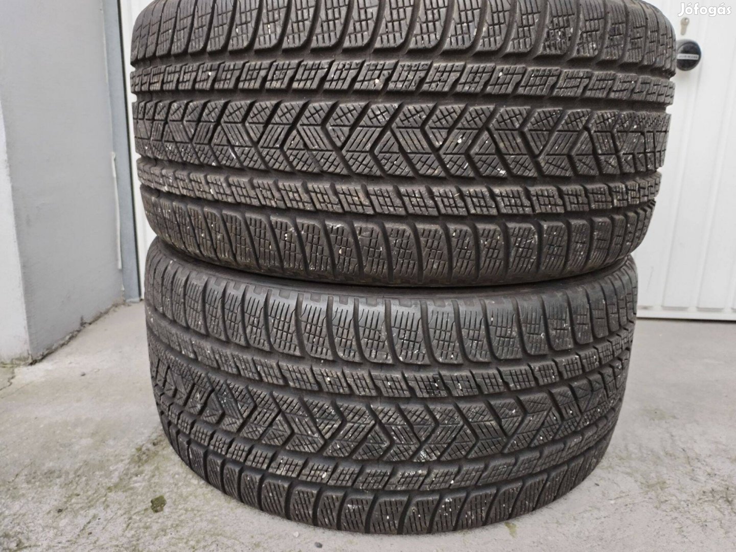 275 35 22 pirelli 275/35 R 22 téli gumi 2 db