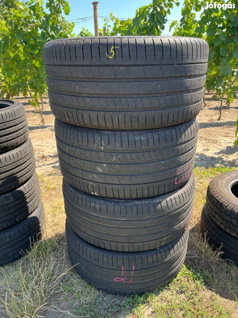 275/35 R22 és 315/30 R22 pirelli nyári gumik