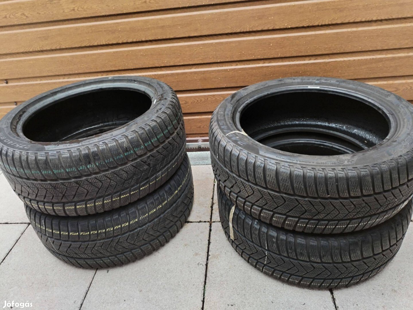 275 40 18 , 245 45 18 pirelli RSC 2széles téli gumi garnitura
