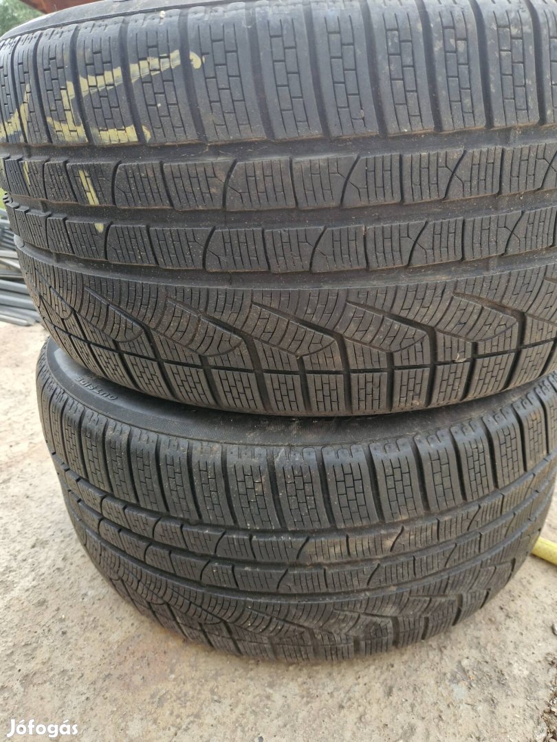 275/40 19 pirelli téligumi pár