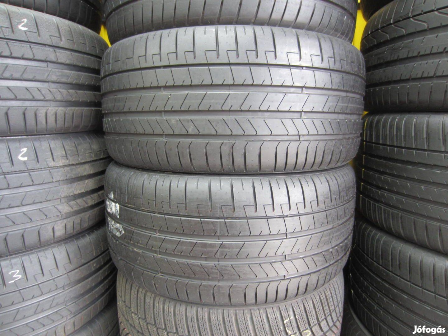 275/40 R19 Pirelli Pzero 105Y