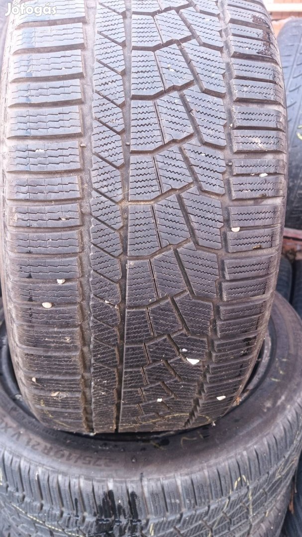 275/40 r21 téli gumi