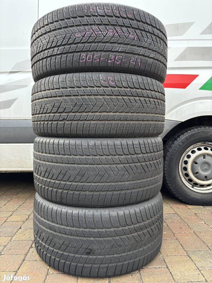 275/40r21  305/35r21  Pirelli téli garnitúra